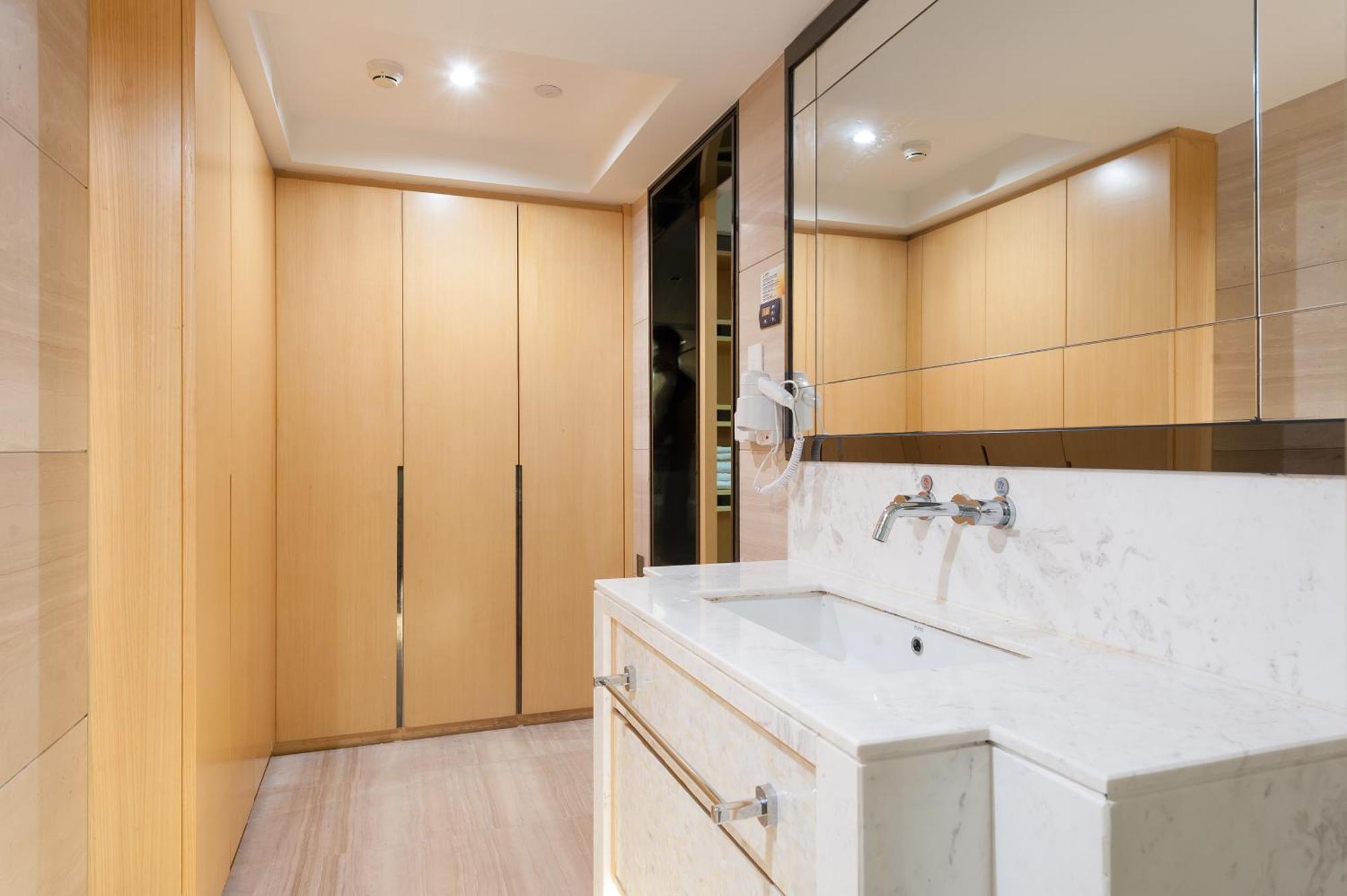 Qingman Apartment Guangzhou Zhujiang New Town East Railway Station Branch Экстерьер фото